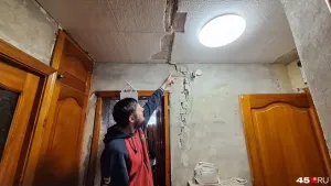 Жители дома на Куйбышева нашли новую трещину в полу