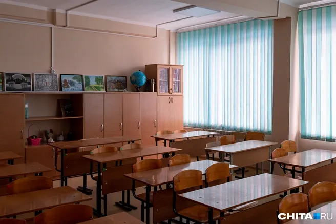 Школьники Зауралья уйдут на зимние каникулы 31 декабря
