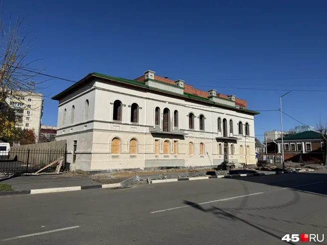 В Кургане построили копию гостиницы Васильевых