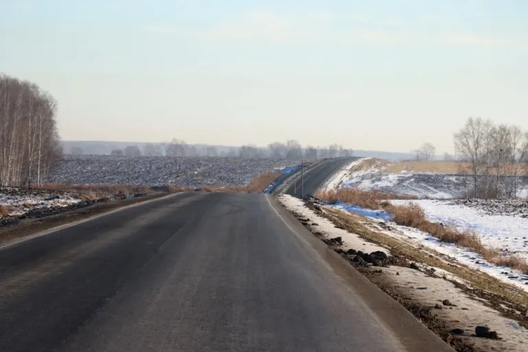 В Курганской области отремонтировали более 90% дорог и пять мостов